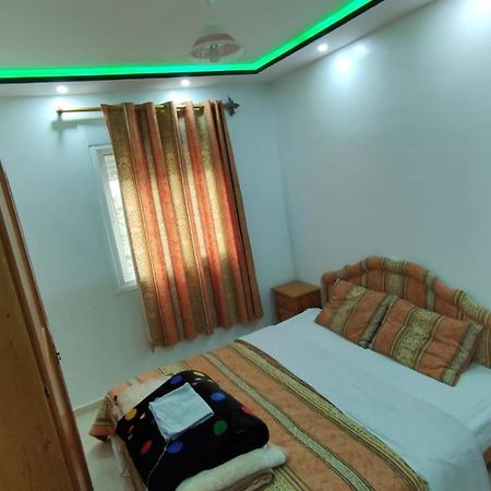 Lovely Two Bedrooms Apartment 丹吉尔 外观 照片